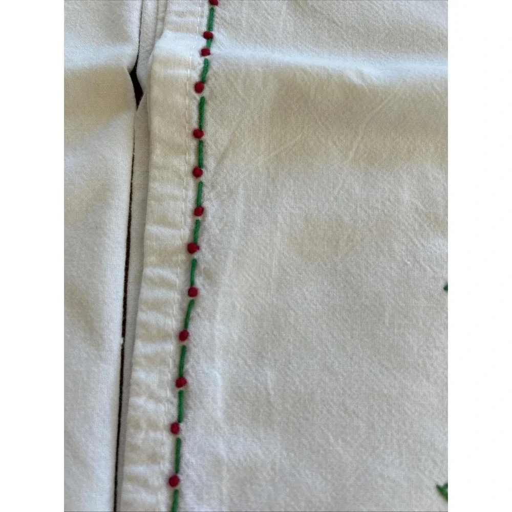 Vintage Holiday Handmade Embroidered Tea Towels‎ Poinsettia Holly Hand Stitched